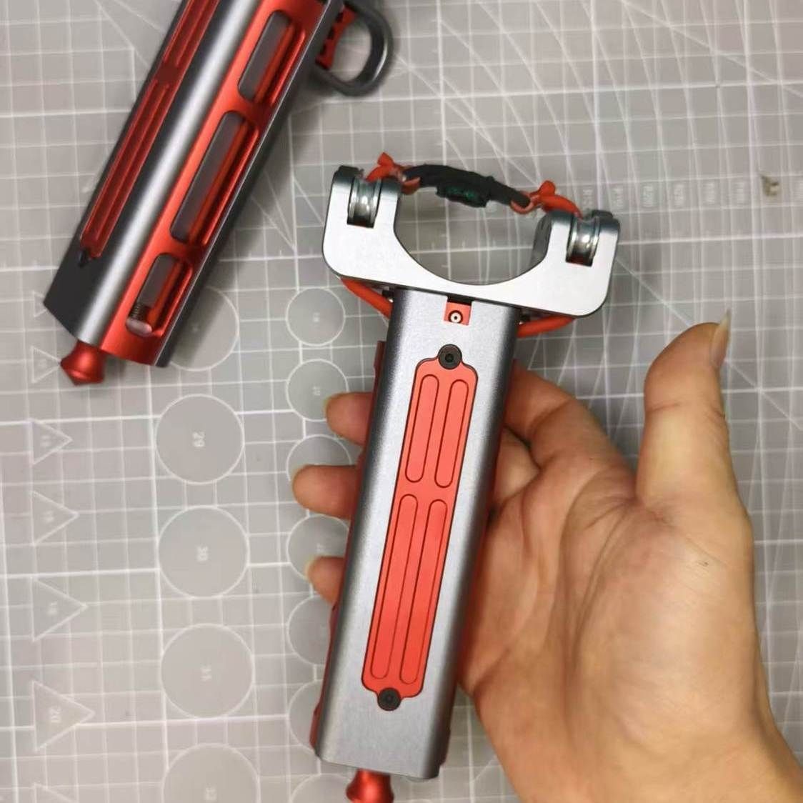مقلاع CNC معدني بالكامل أوتوما - مراجعة Outdoor Hunting Products وسعره