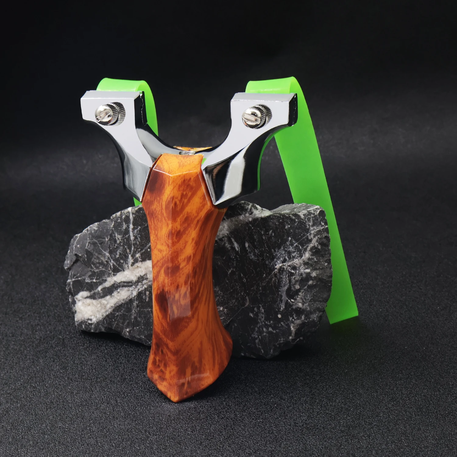 مقلاع من سبائك الألومنيوم بمقب - مراجعة Outdoor Hunting Products وسعره